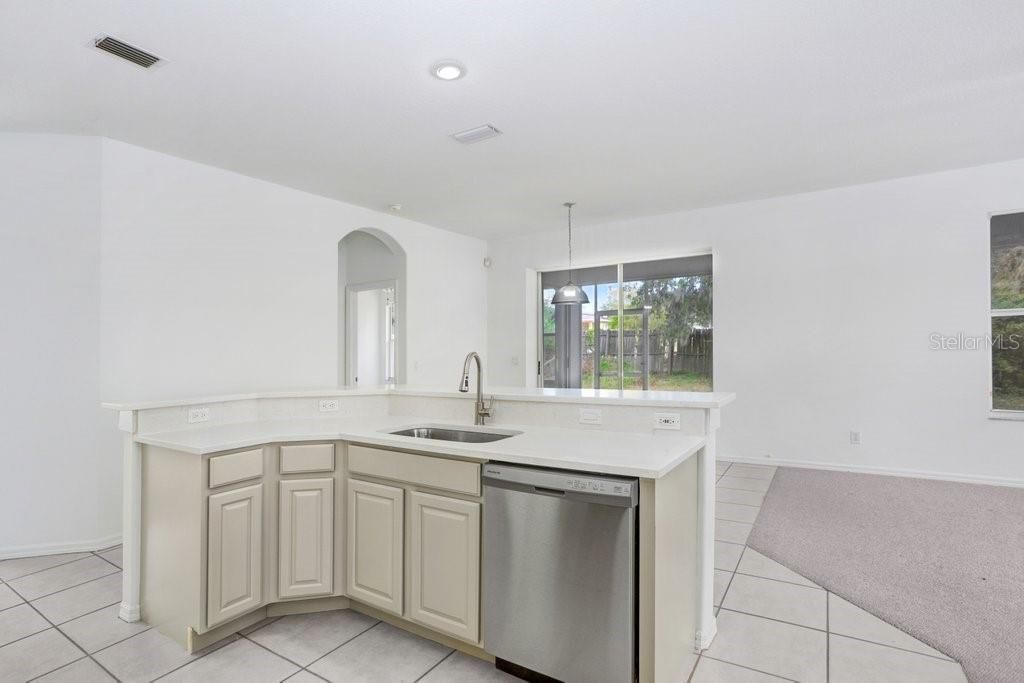 2927 Minuteman Lane, Brandon, FL 33511 Photo