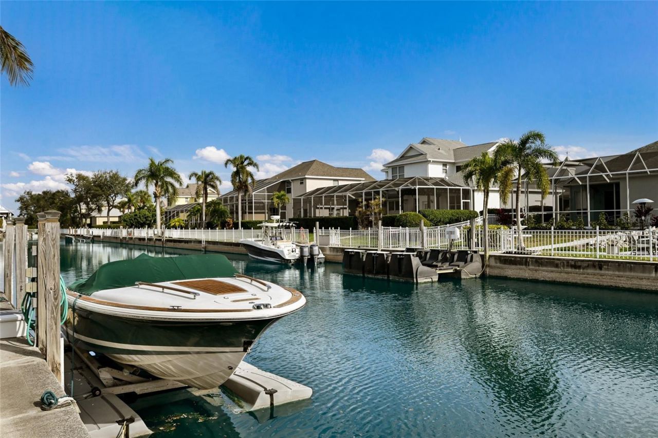 4528 Blue Marlin Drive, Bradenton, FL 34208 Photo