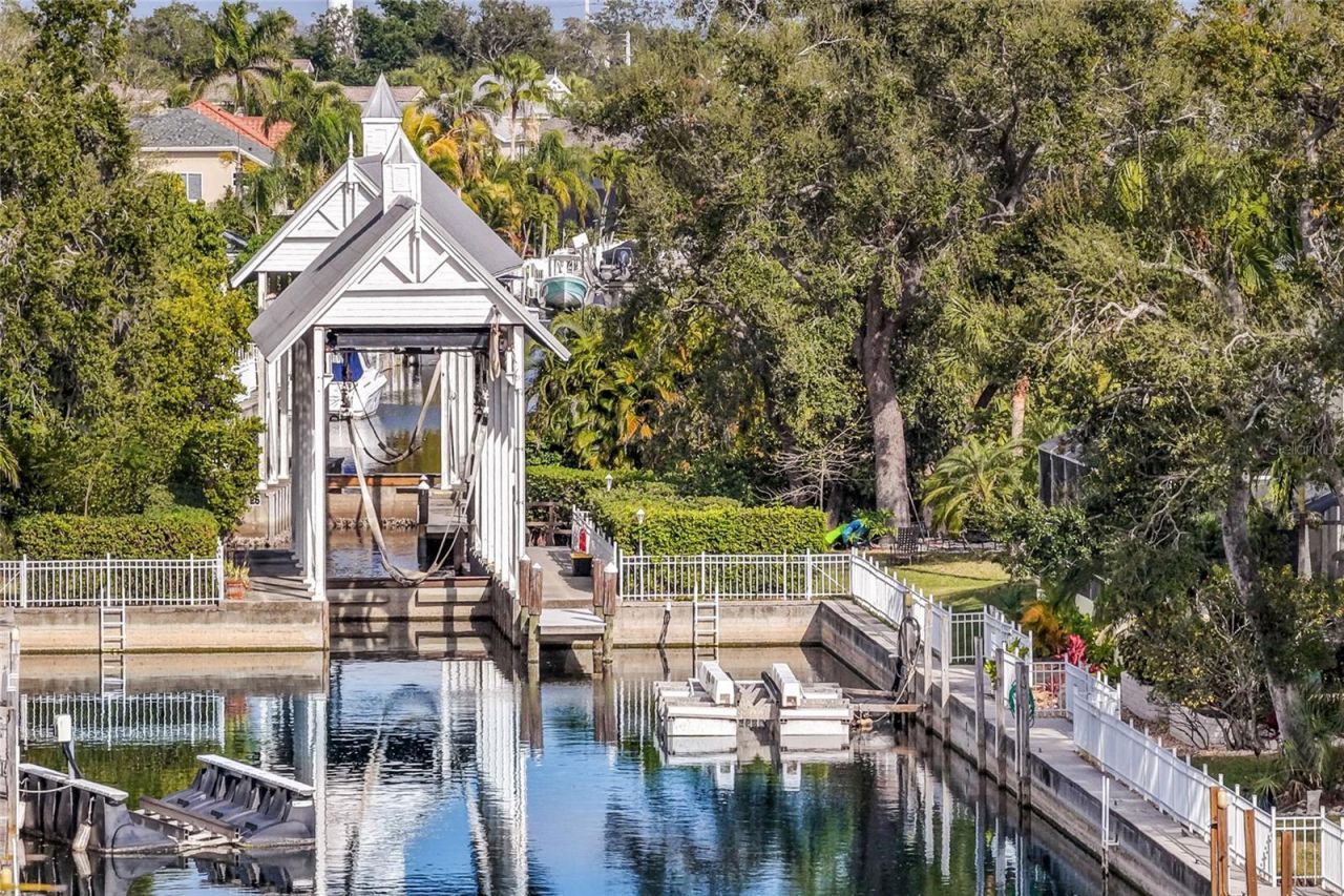 4528 Blue Marlin Drive, Bradenton, FL 34208 Photo