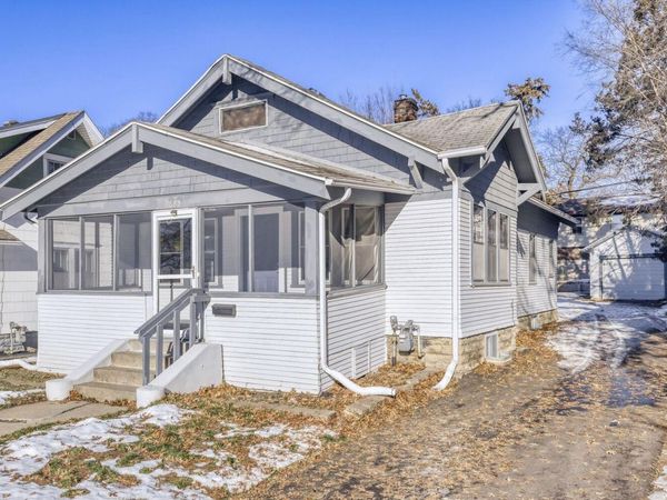 1683 Minnehaha Avenue E, Saint Paul, MN 55106