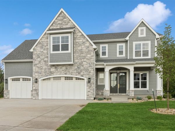 411 MacBride Trail, Solon, IA 52333