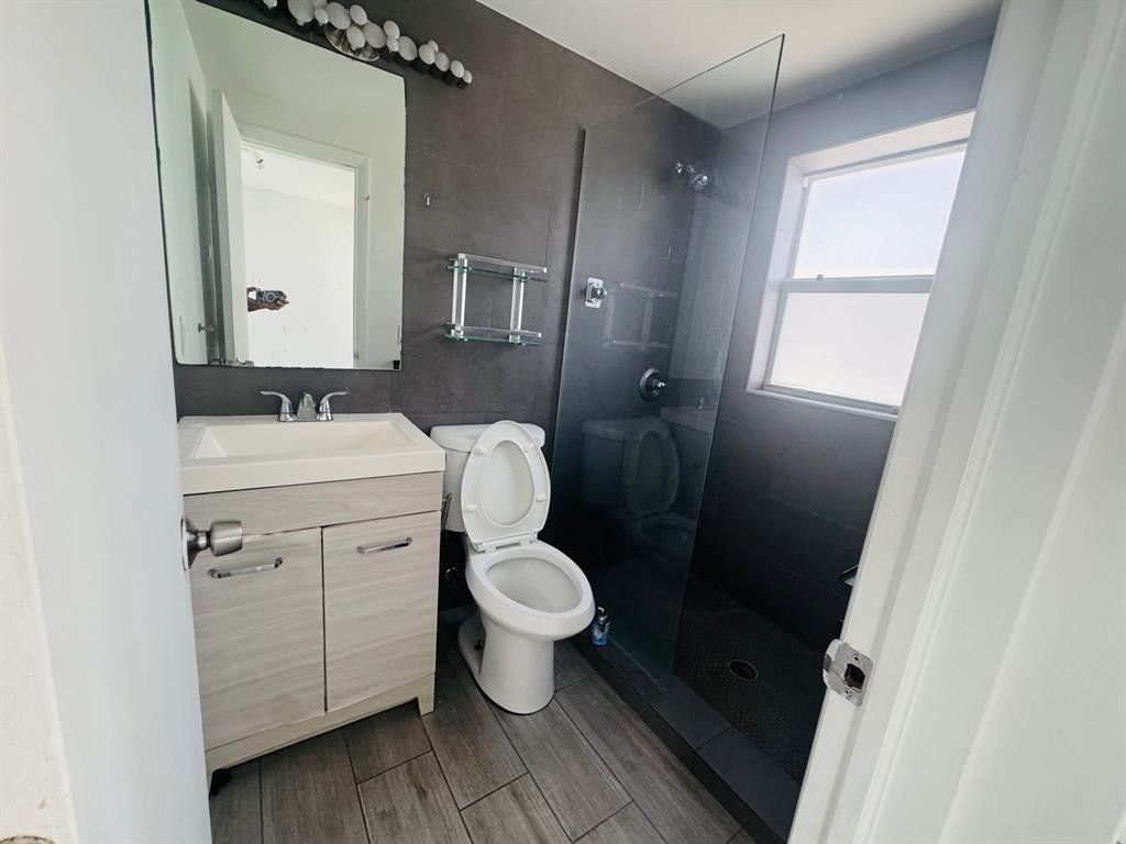 7910 Abbott Avenue, Unit 3, Miami Beach, FL 33141 Photo