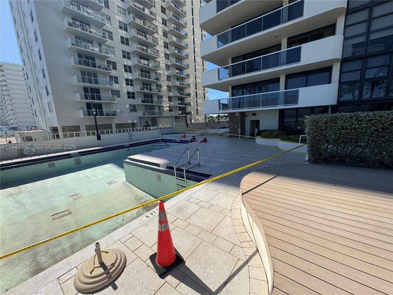5757 Collins Ave , Unit 504, Miami Beach, FL 33140 Photo