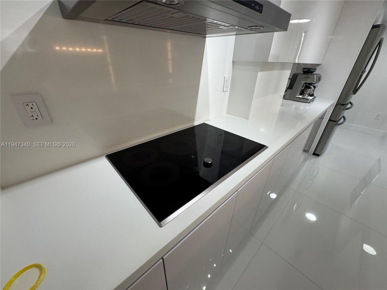 5757 Collins Ave , Unit 504, Miami Beach, FL 33140 Photo