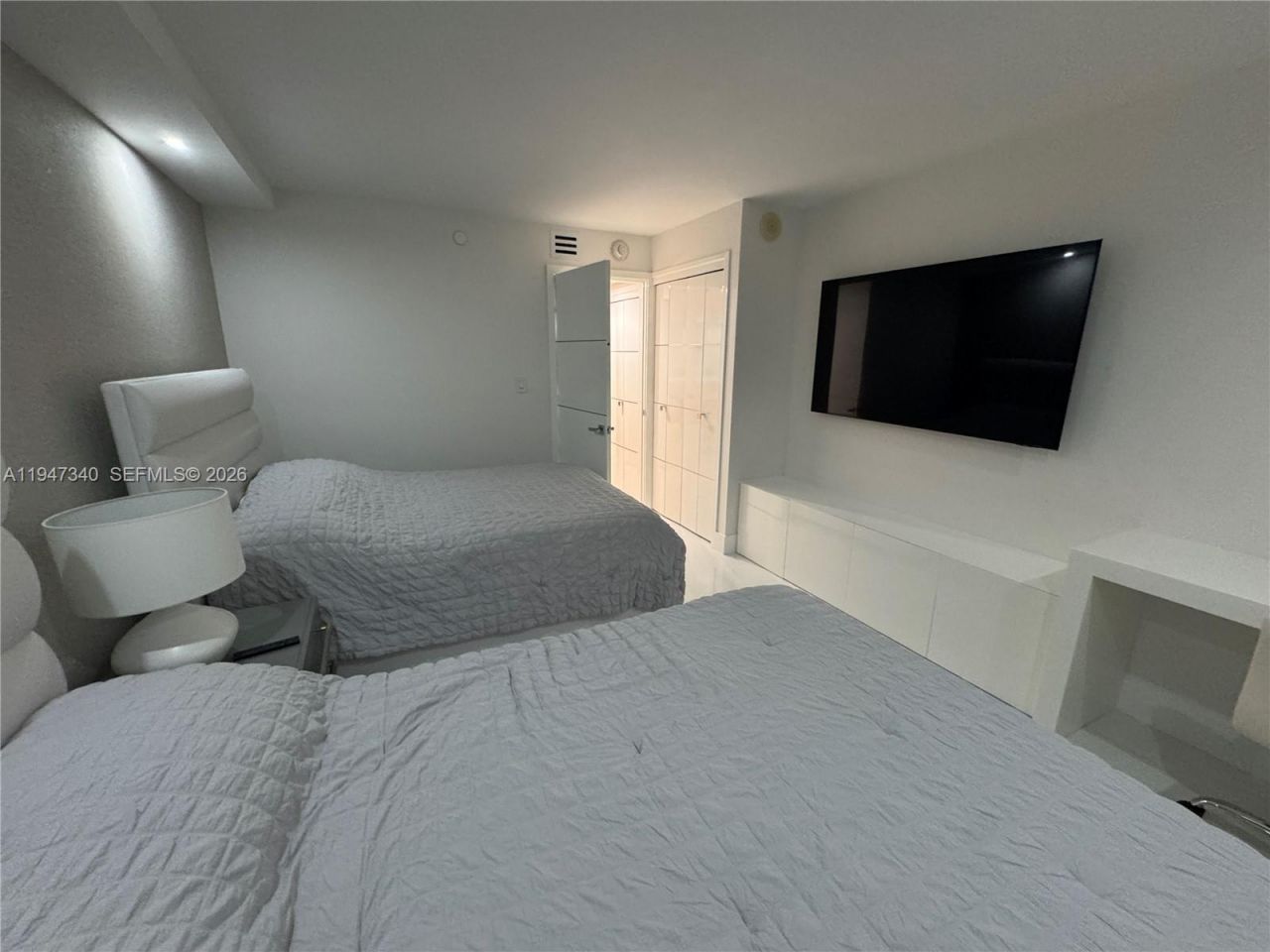 5757 Collins Ave , Unit 504, Miami Beach, FL 33140 Photo