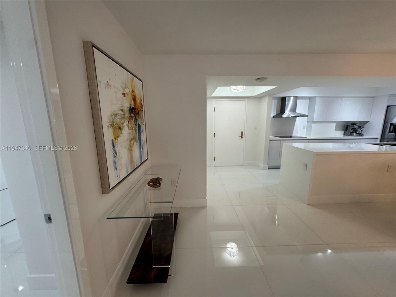 5757 Collins Ave , Unit 504, Miami Beach, FL 33140 Photo