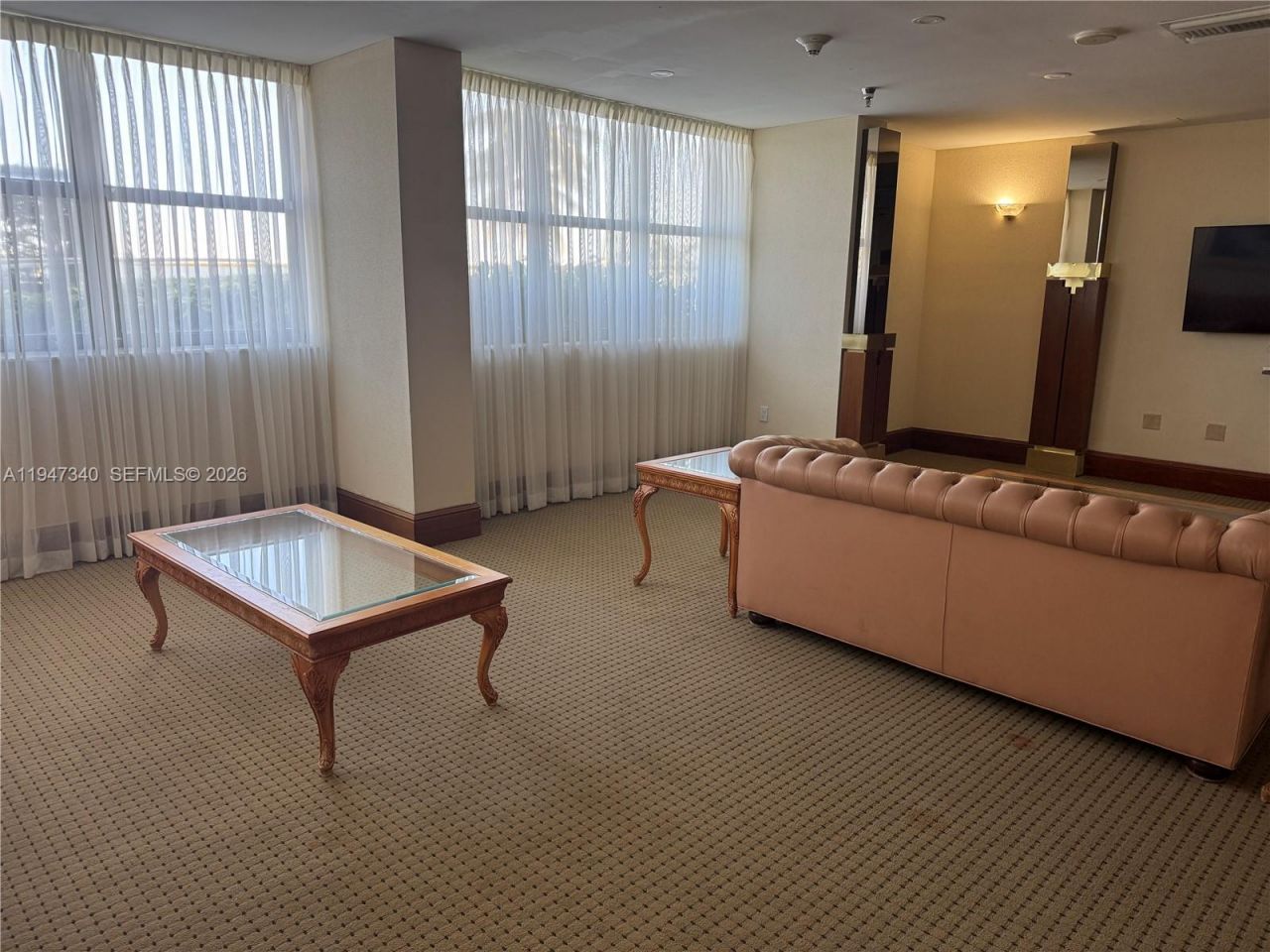 5757 Collins Ave , Unit 504, Miami Beach, FL 33140 Photo