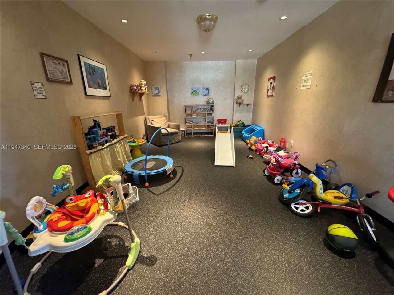 5757 Collins Ave , Unit 504, Miami Beach, FL 33140 Photo