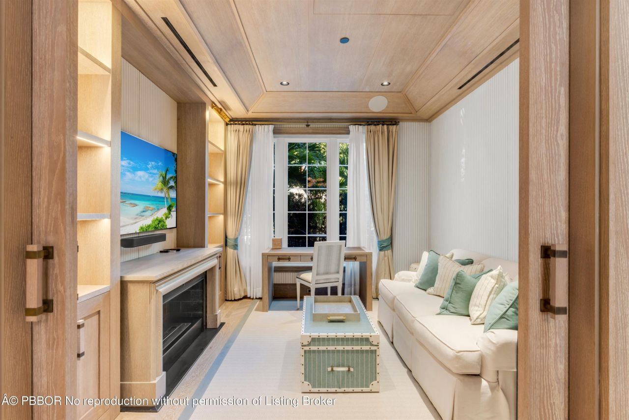 238 Phipps Plaza, Palm Beach, FL 33480 Photo