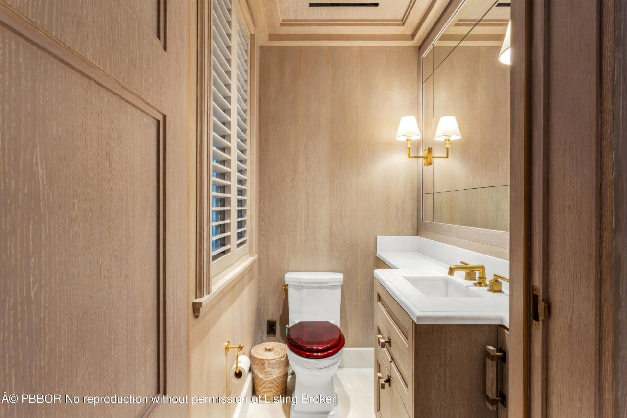 238 Phipps Plaza, Palm Beach, FL 33480 Photo