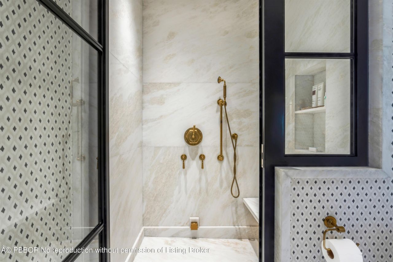 238 Phipps Plaza, Palm Beach, FL 33480 Photo