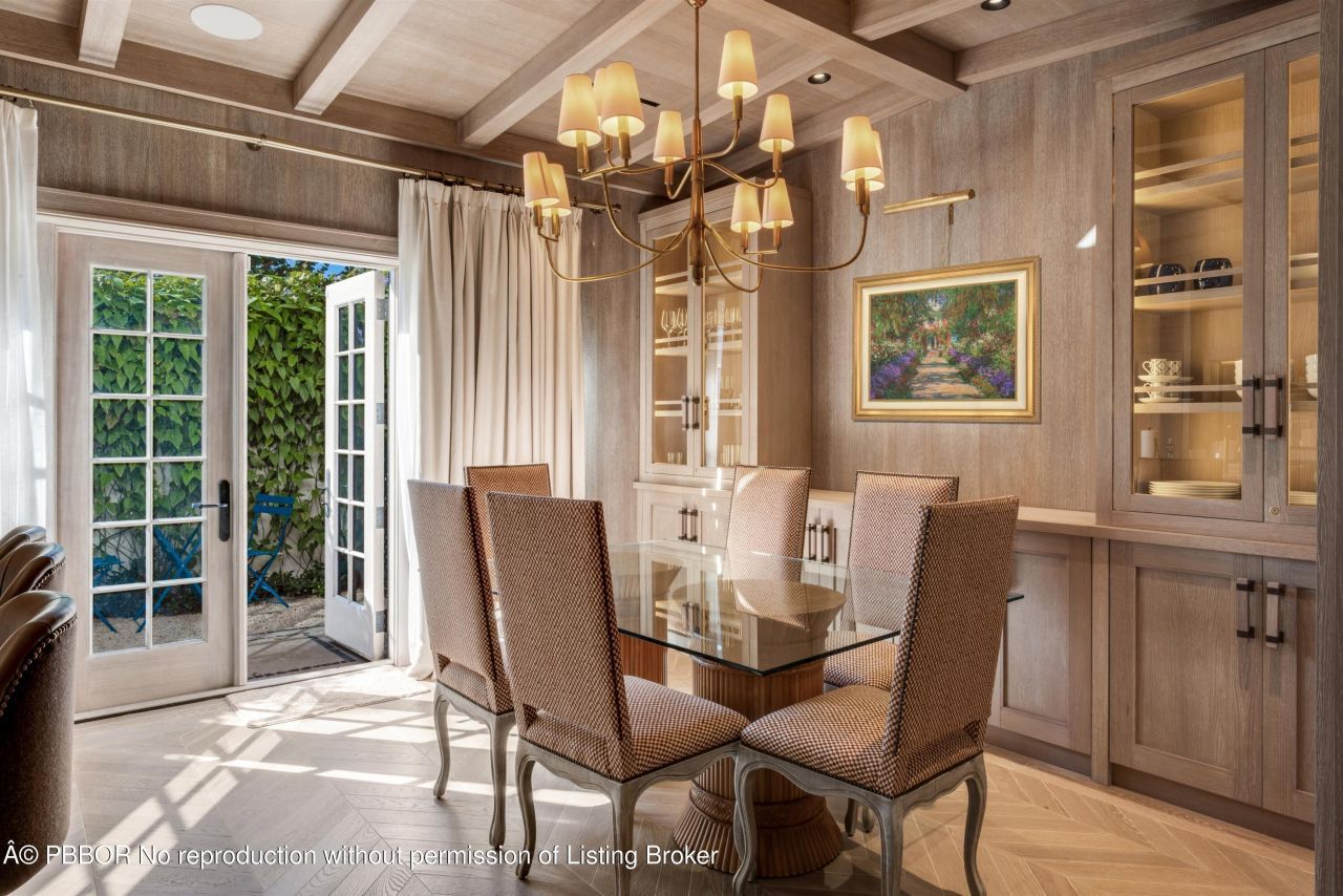 238 Phipps Plaza, Palm Beach, FL 33480 Photo