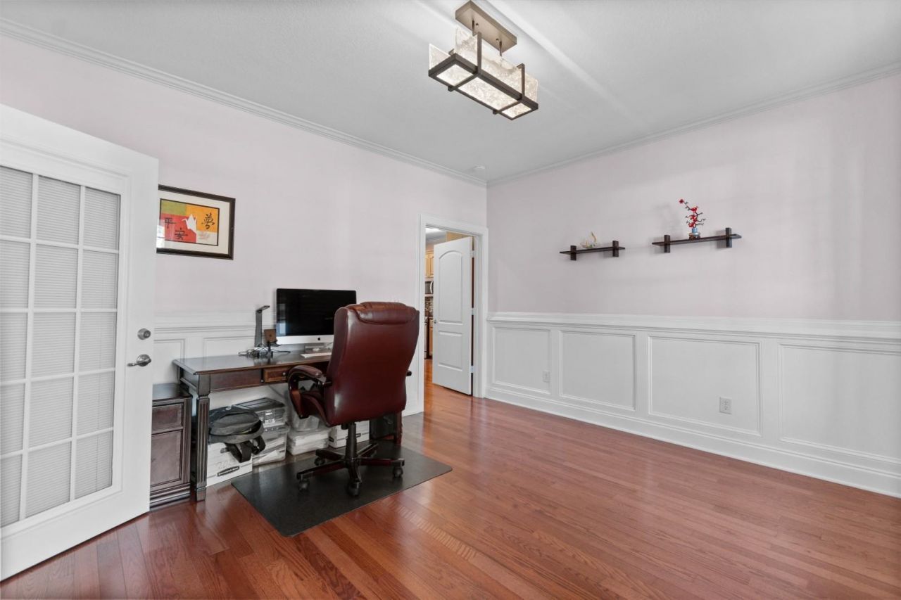 109 Eden Ct. Photo 10