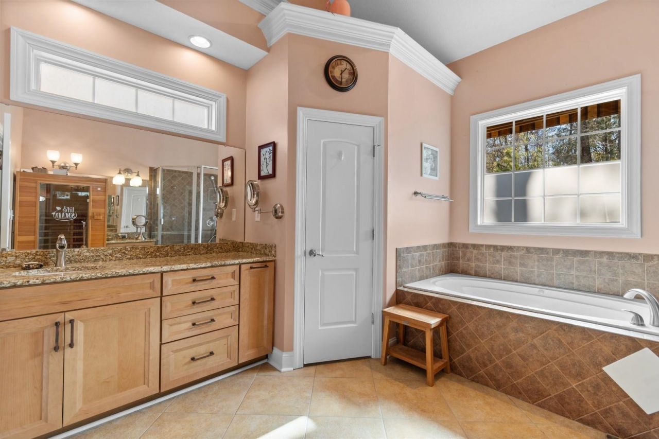 109 Eden Ct. Photo 15