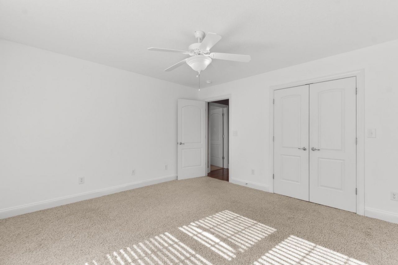 109 Eden Ct. Photo 21