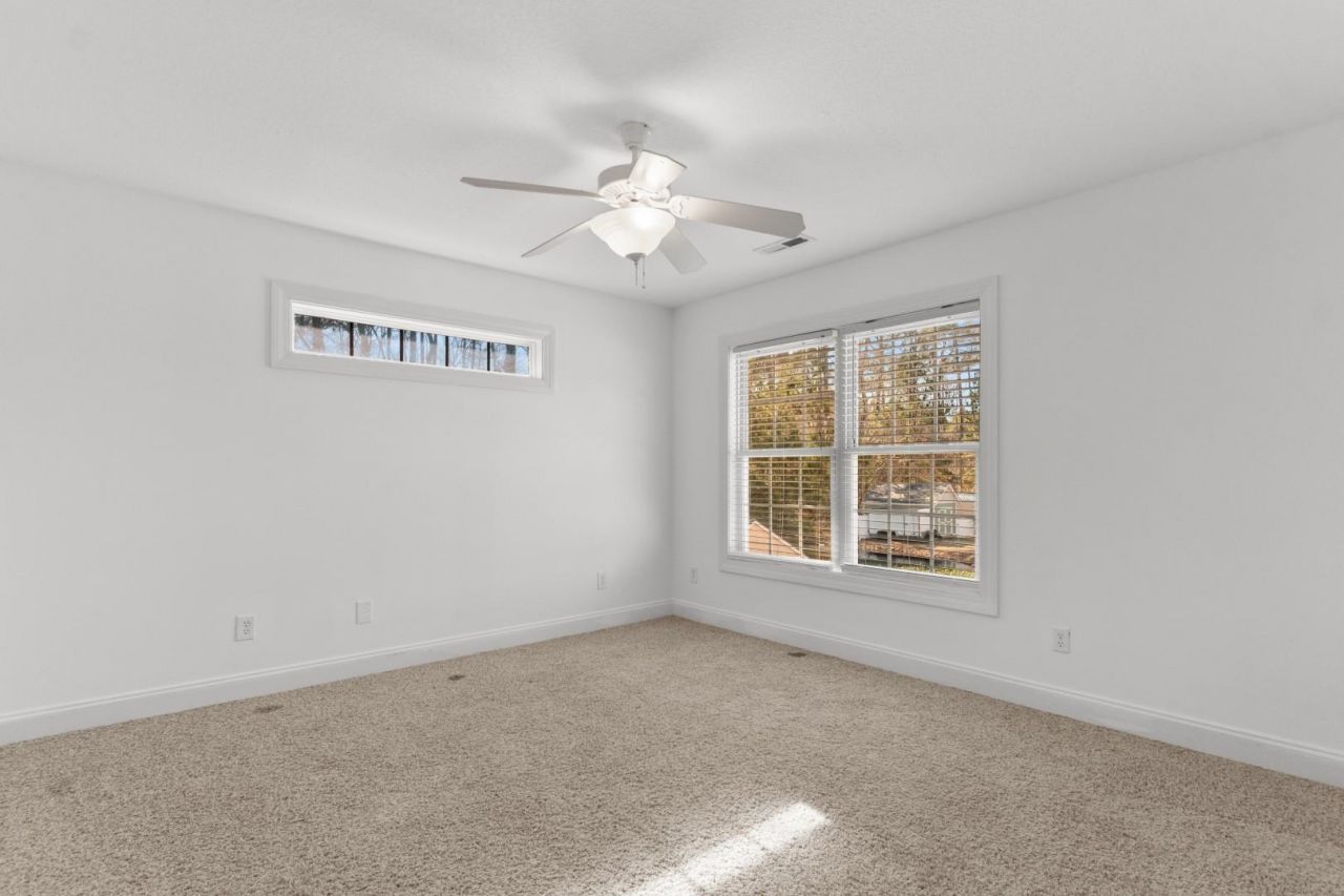 109 Eden Ct. Photo 24