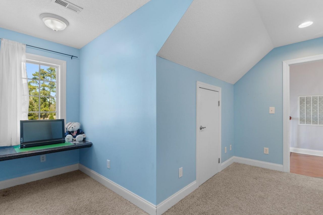 109 Eden Ct. Photo 27