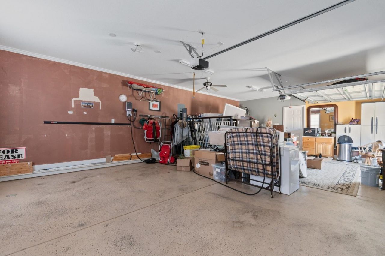 109 Eden Ct. Photo 32