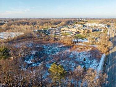 1865 Frpt Nine Mile Pt Road, Penfield, NY 14526