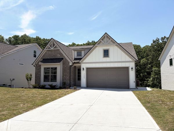 7005 Mercedes Lane, Ooltewah, TN 37363