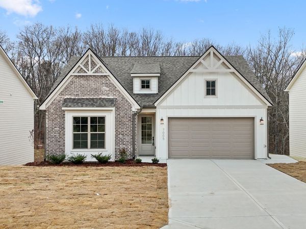 7005 Mercedes Lane, Ooltewah, TN 37363