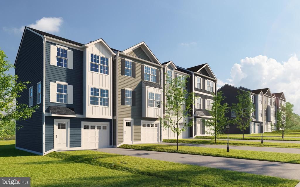 442 Bradford Drive, Unit 56, Red Lion, PA 17356 Main Photo