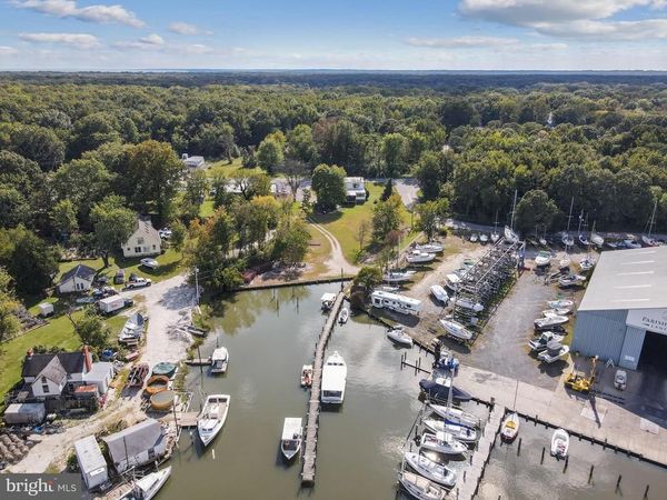 1462 SNUG HARBOR ROAD, SHADY SIDE, MD 20764