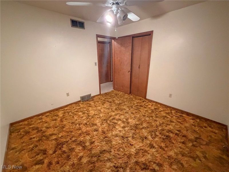 594 Center Street W, Warren, OH 44481 Photo 11