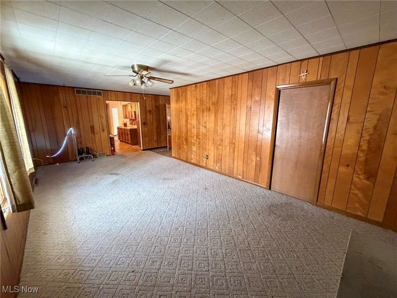 594 Center Street W, Warren, OH 44481 Photo 28