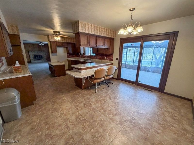 594 Center Street W, Warren, OH 44481 Photo 30