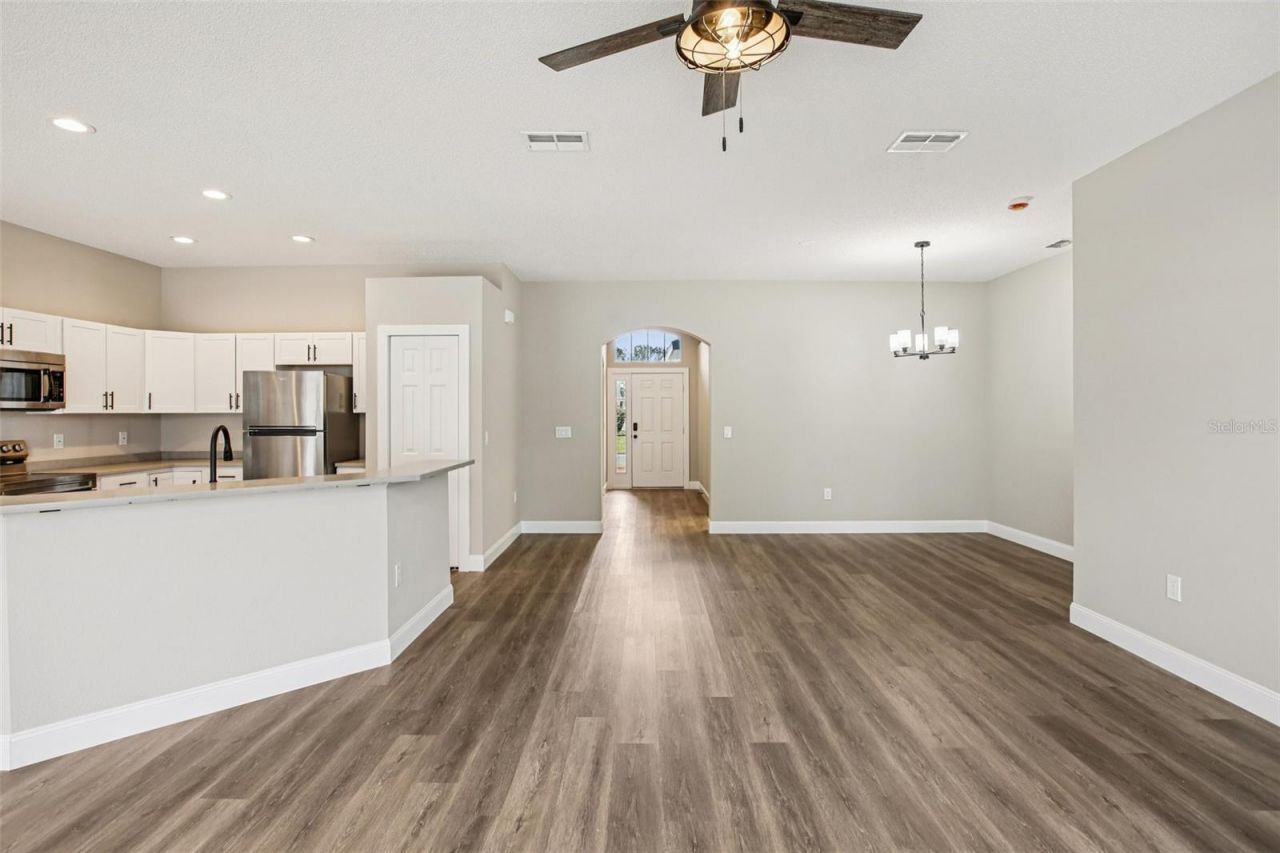 2700 Sierra Vista Way, Holiday, FL 34691 Photo