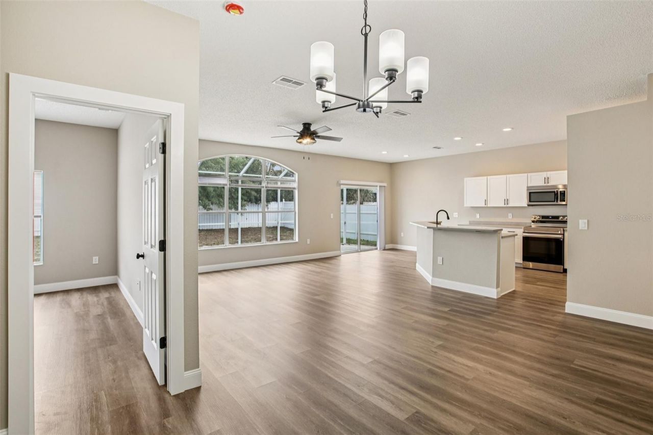 2700 Sierra Vista Way, Holiday, FL 34691 Photo