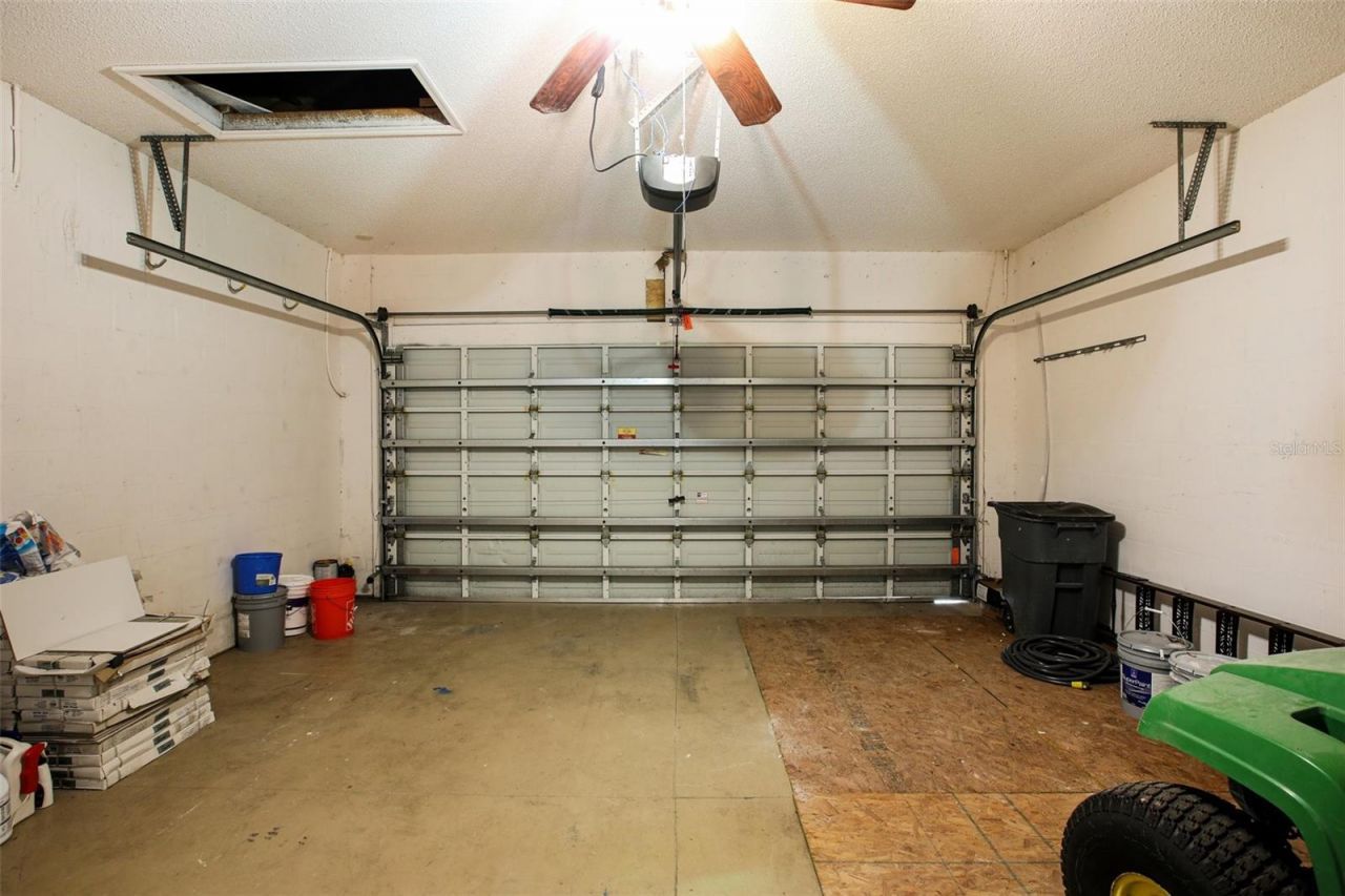 2700 Sierra Vista Way, Holiday, FL 34691 Photo