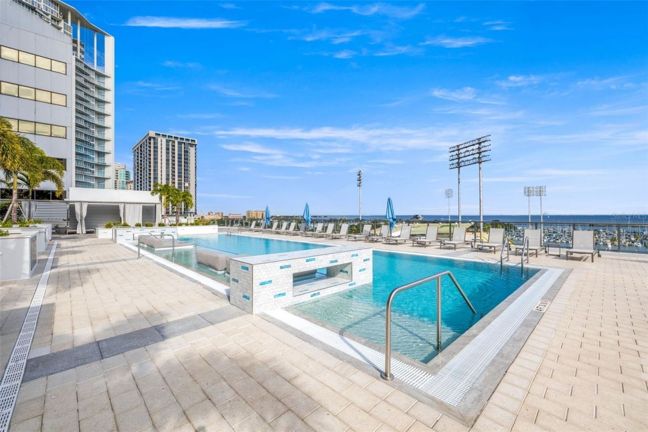 301 1st Street S, Unit 1505, Saint Petersburg, FL 33701 Photo