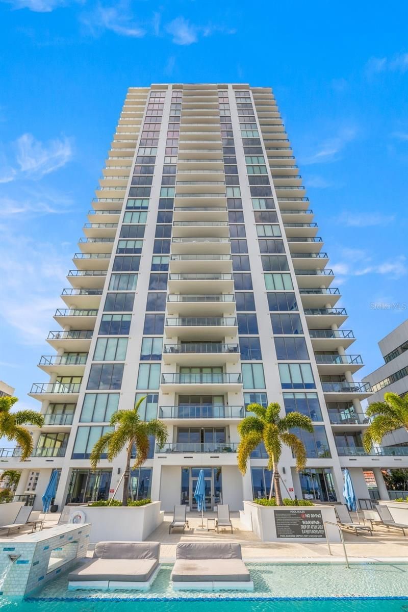 301 1st Street S, Unit 1505, Saint Petersburg, FL 33701 Photo