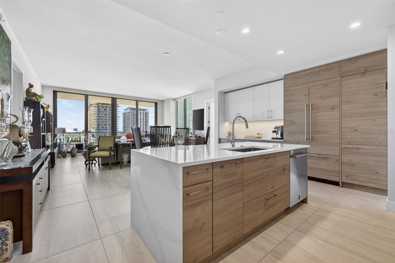 301 1st Street S, Unit 1505, Saint Petersburg, FL 33701 Photo