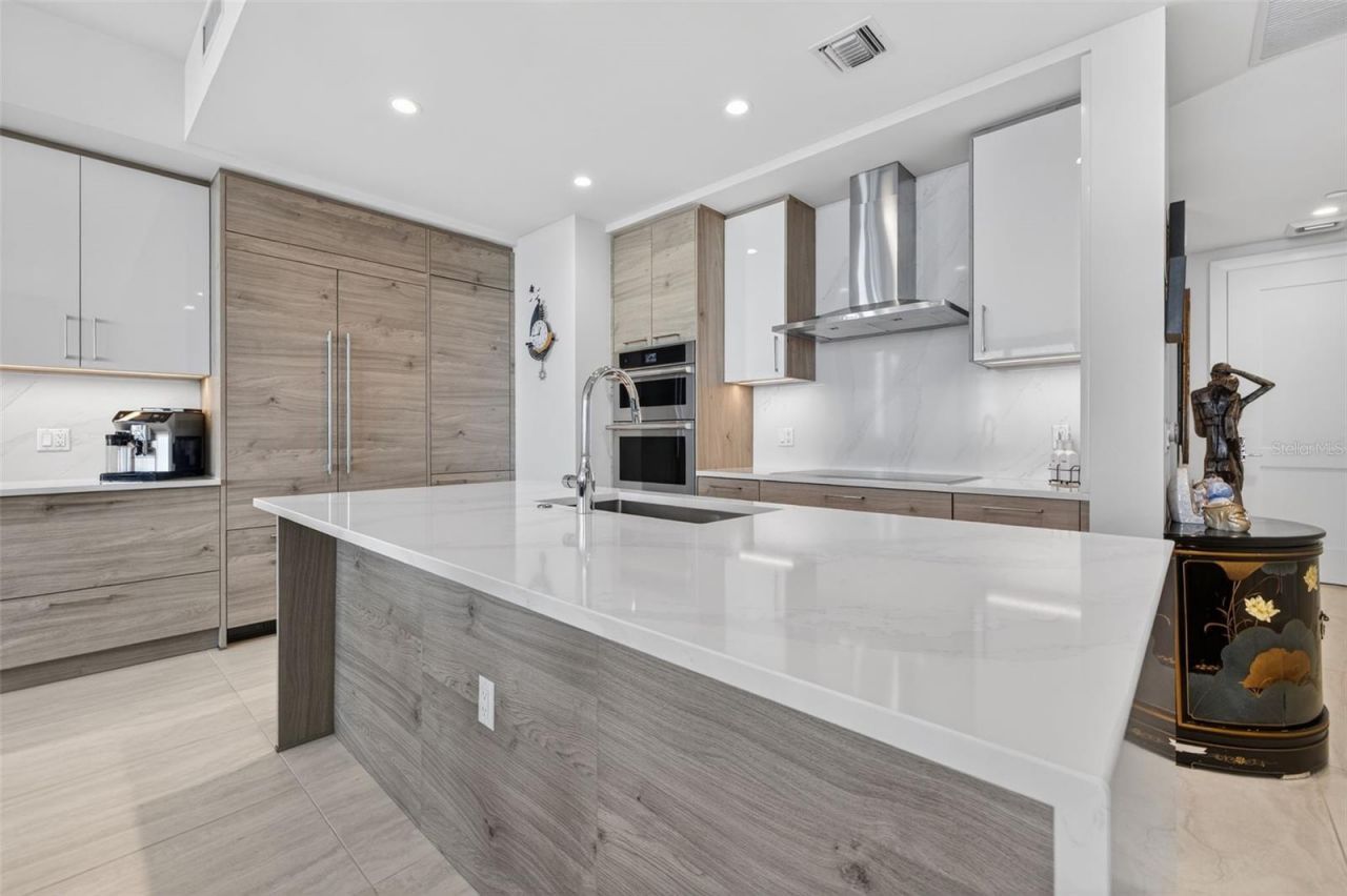 301 1st Street S, Unit 1505, Saint Petersburg, FL 33701 Photo