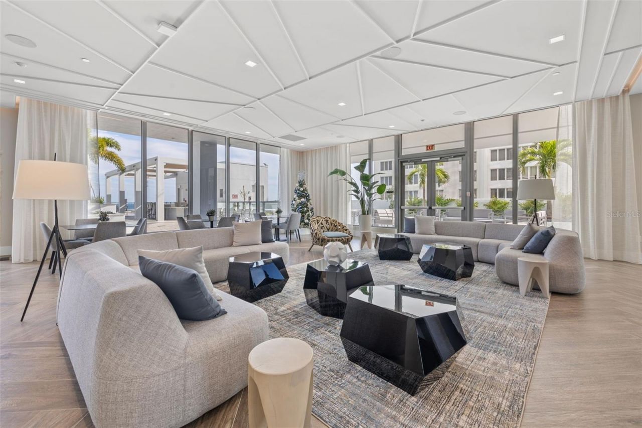 301 1st Street S, Unit 1505, Saint Petersburg, FL 33701 Photo