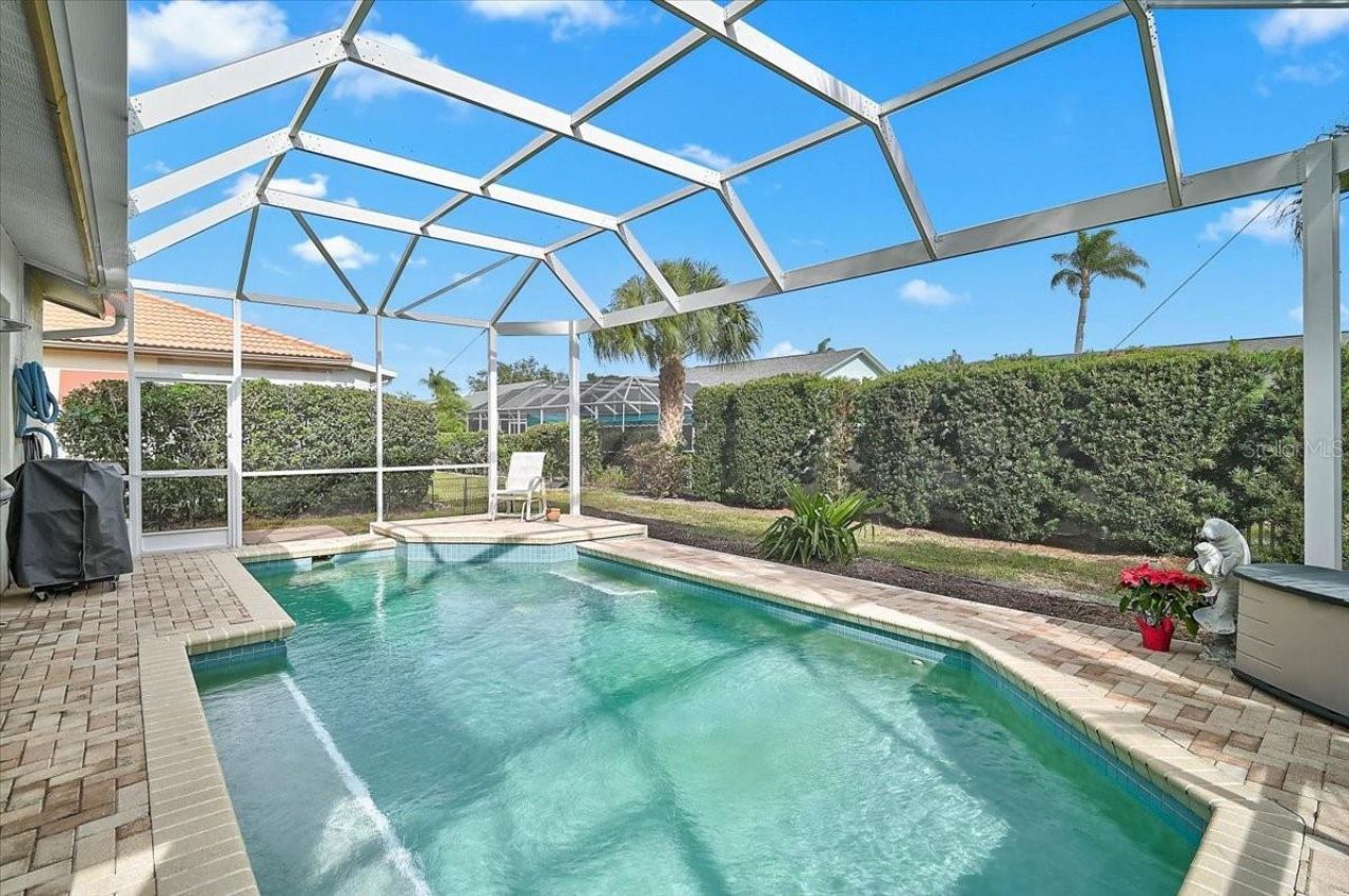 4729 Peridia Boulevard E, Bradenton, FL 34203 Photo