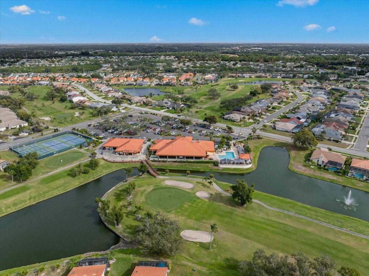 4729 Peridia Boulevard E, Bradenton, FL 34203 Photo