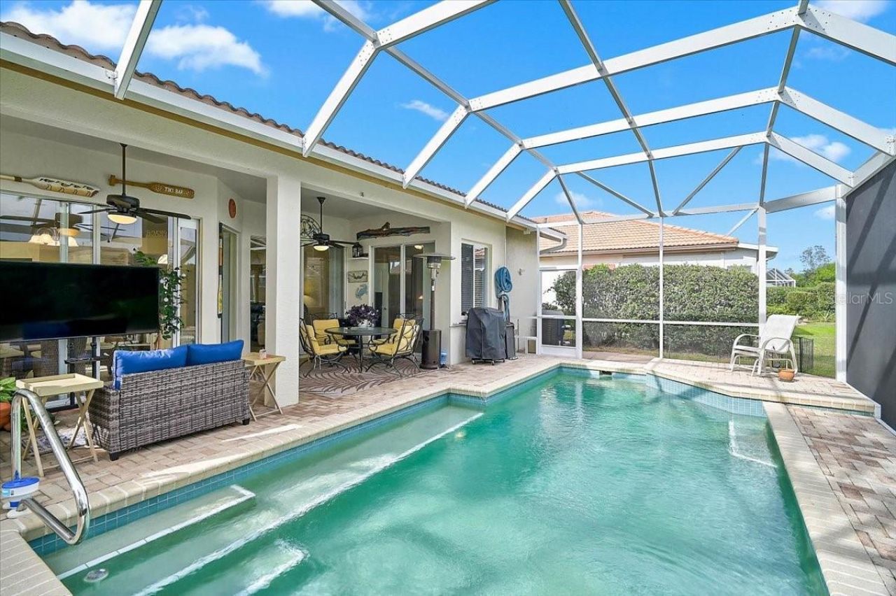 4729 Peridia Boulevard E, Bradenton, FL 34203 Photo