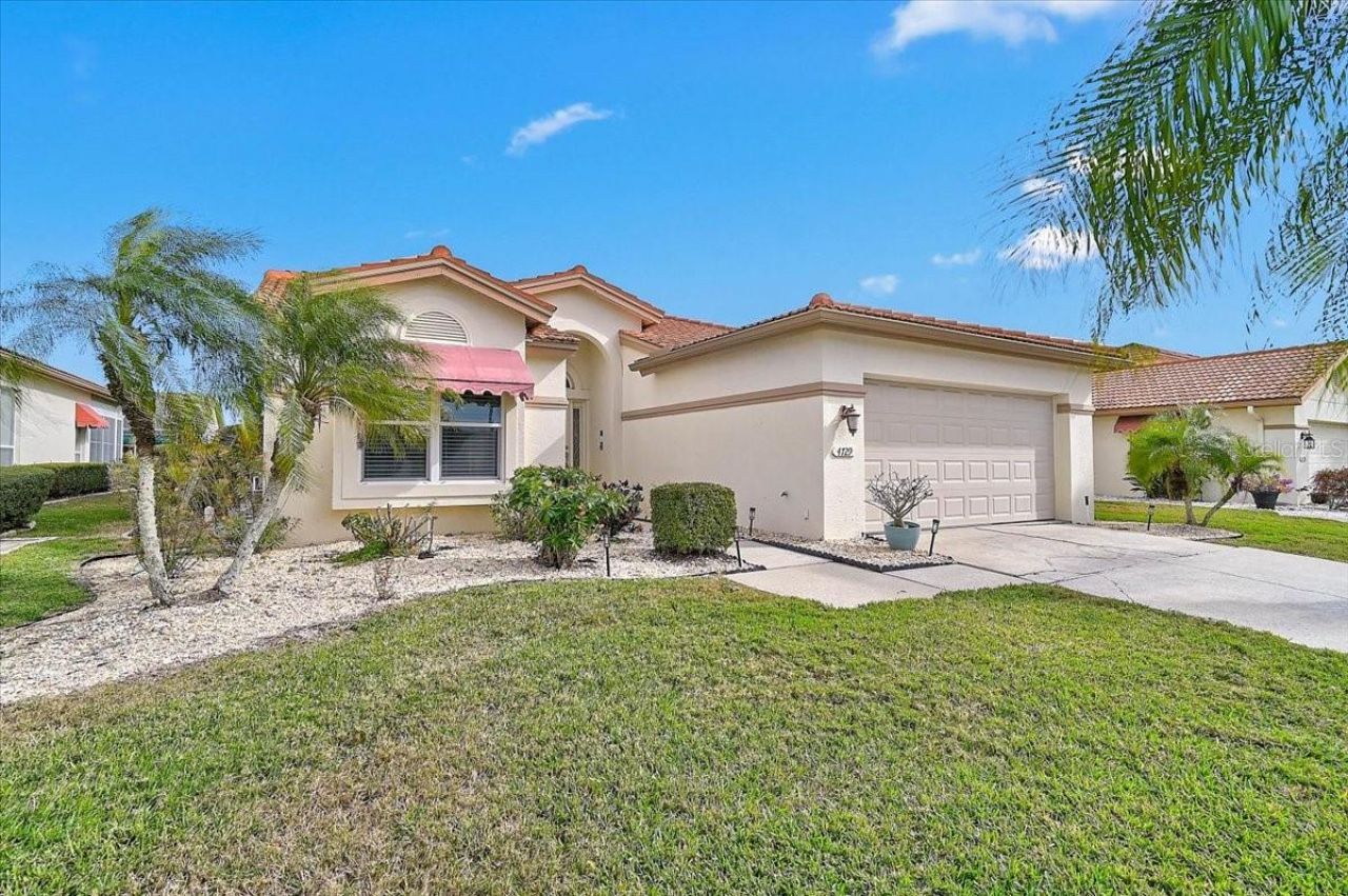 4729 Peridia Boulevard E, Bradenton, FL 34203 Photo