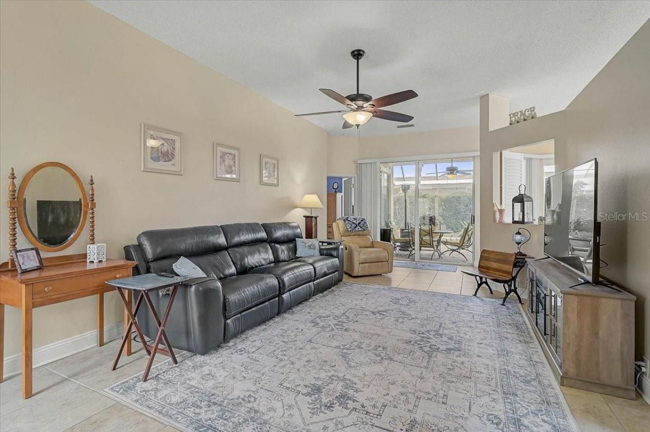 4729 Peridia Boulevard E, Bradenton, FL 34203 Photo