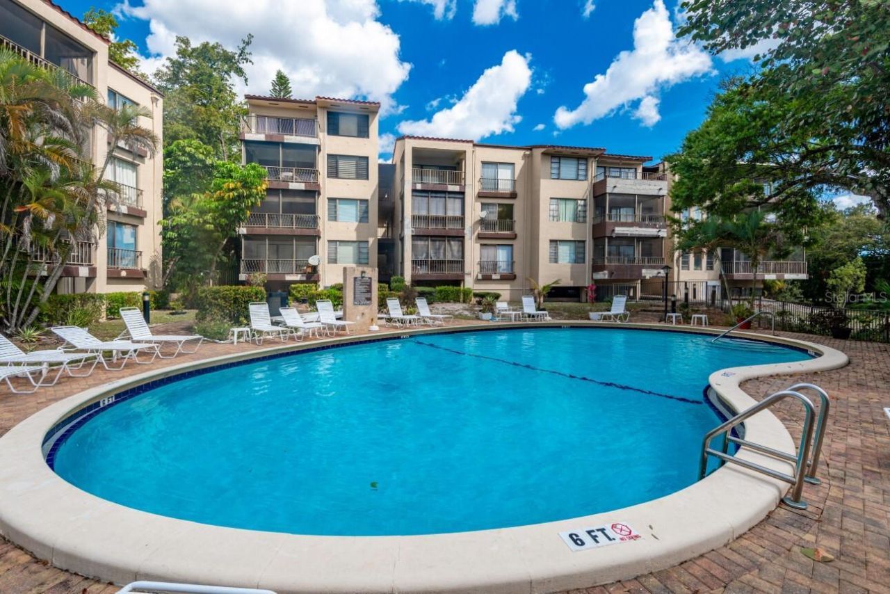 5961 N Falls Circle Drive, Unit 411, Lauderhill, FL 33319 Photo