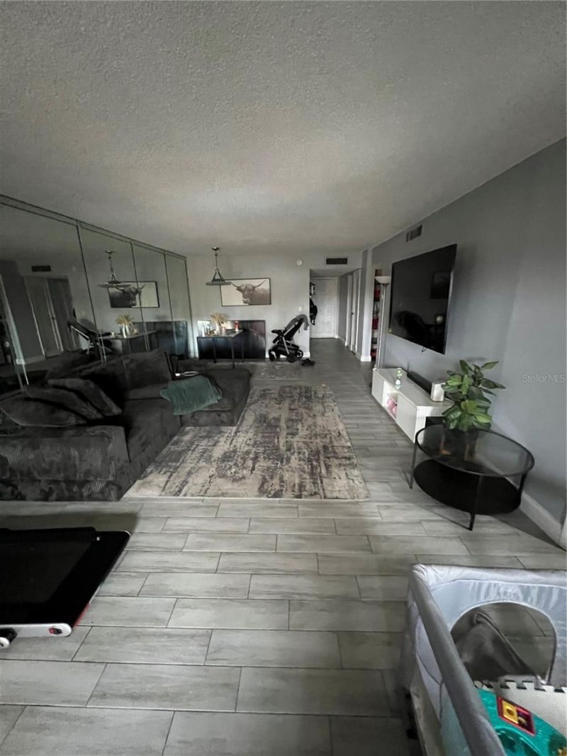 5961 N Falls Circle Drive, Unit 411, Lauderhill, FL 33319 Photo