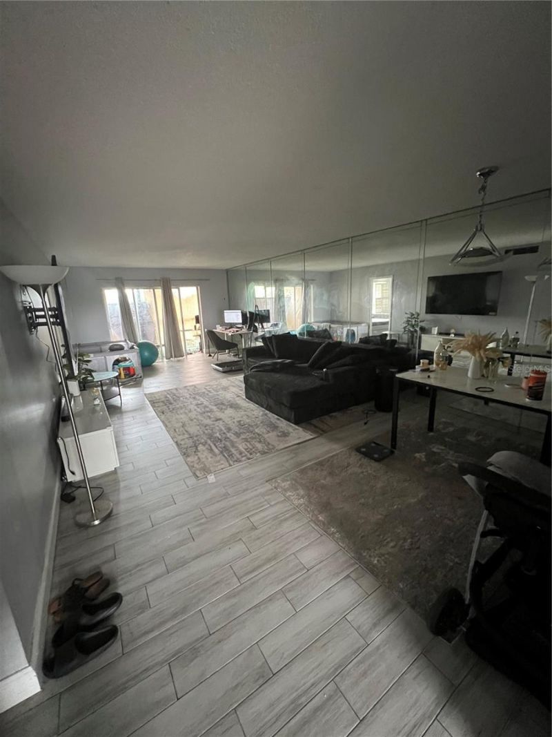 5961 N Falls Circle Drive, Unit 411, Lauderhill, FL 33319 Photo