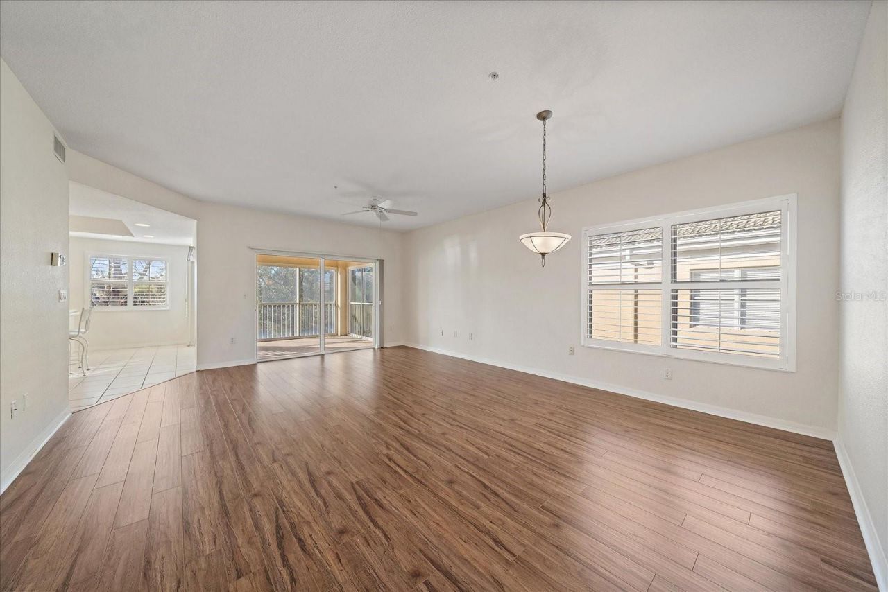 6318 Grand Oak Circle, Unit 204, Bradenton, FL 34203 Photo