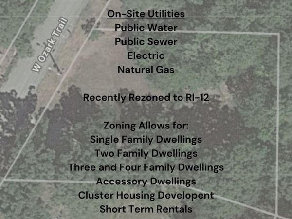 4550 W Ozark Trail , Fayetteville, AR 72701