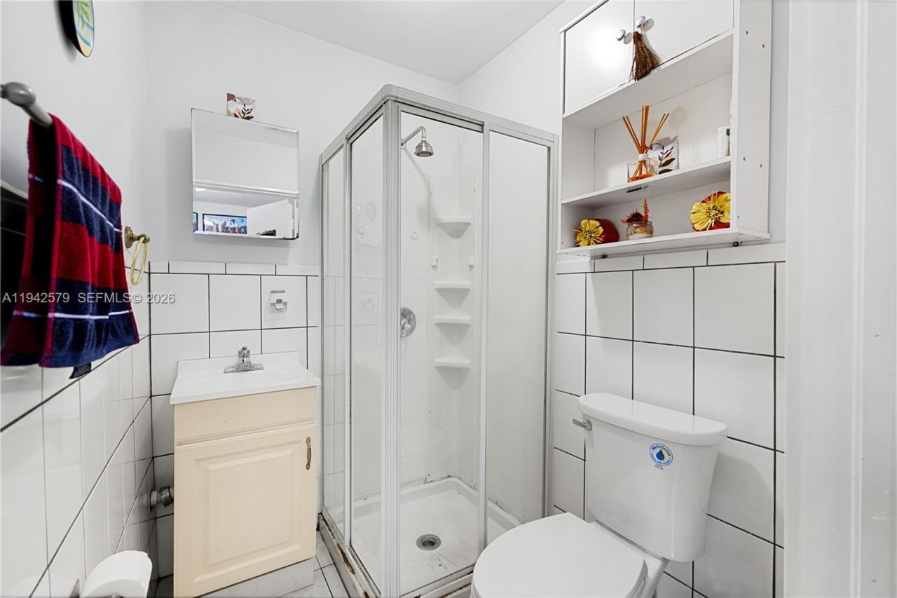 2818 SW 2nd St, Miami, FL 33135 Photo