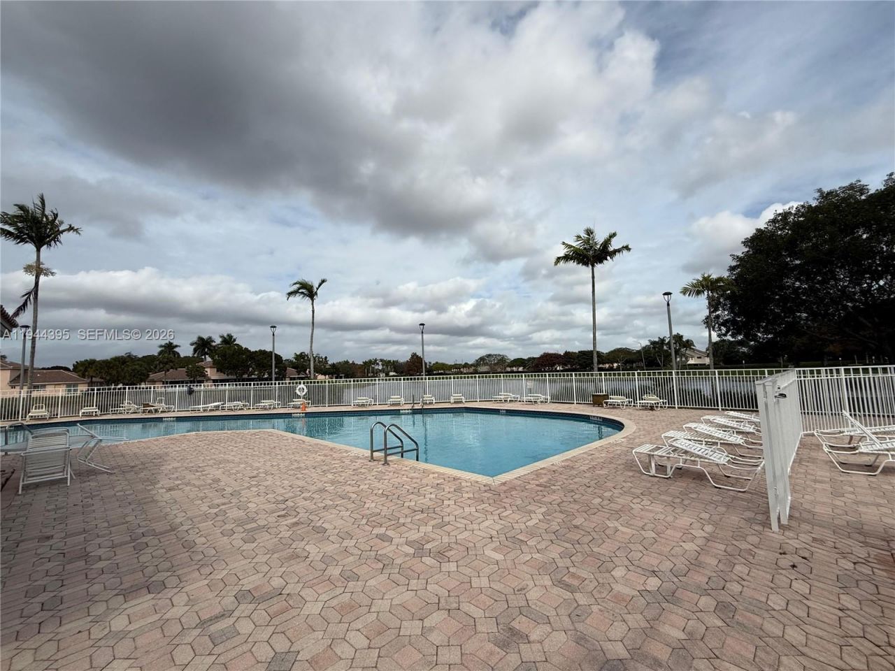 823 NW 208th Ter, Unit 823, Pembroke Pines, FL 33029 Photo